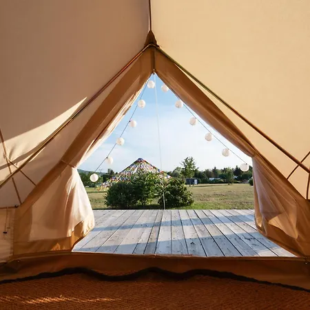 Glamping Pospolu Οργανωμένο κάμπινγκ Mokrovraty