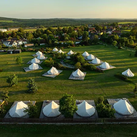 Glamping Pospolu Luxusní stan